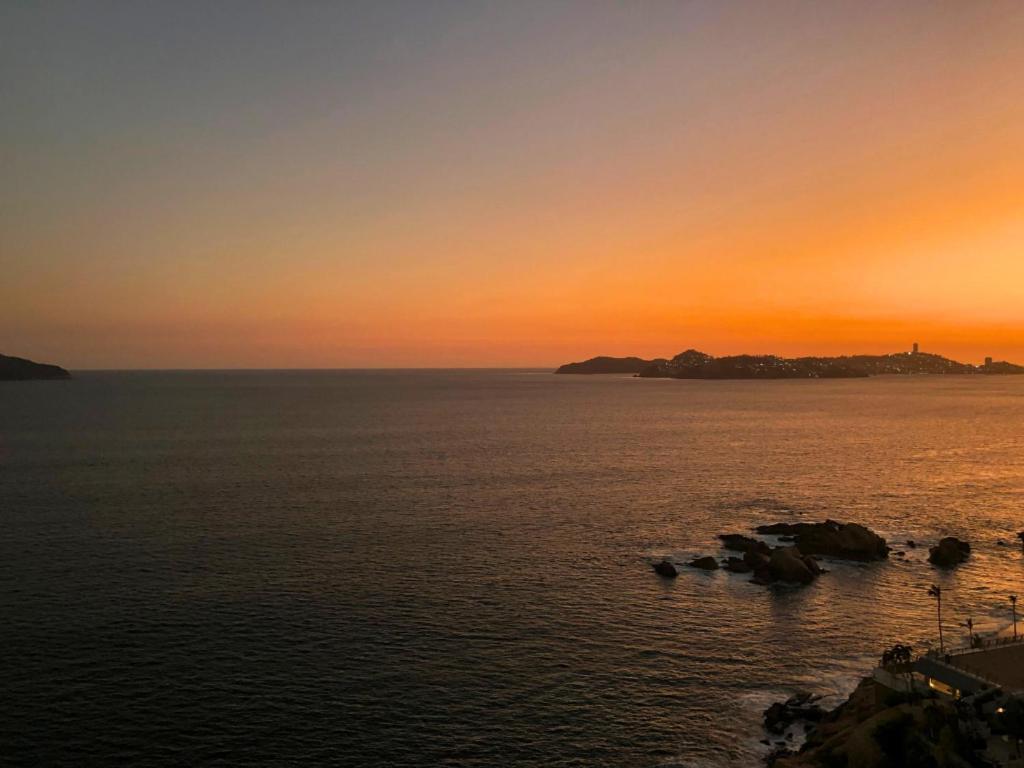 Suite 1808 By Suites Victoria Acapulco Luaran gambar